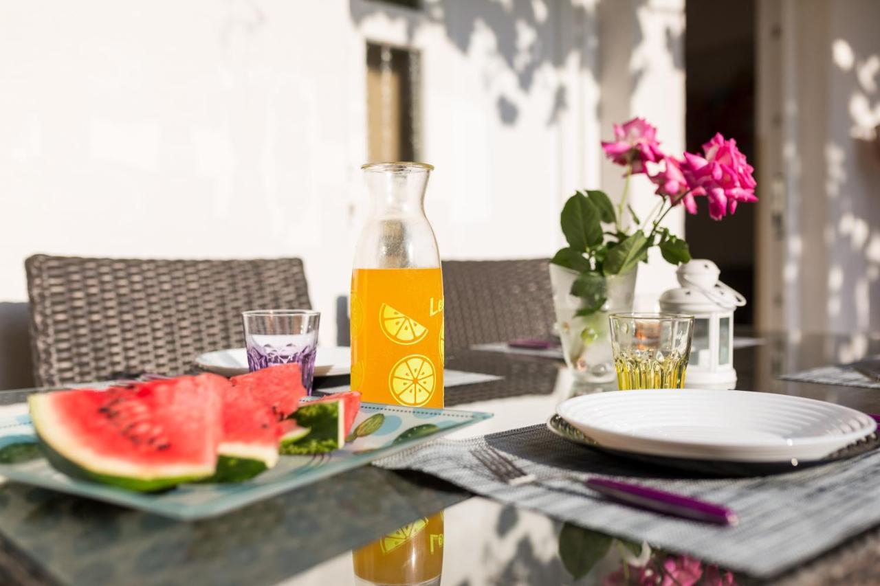 Lara - Apartment Near The Beach เวอร์บนิค ภายนอก รูปภาพ
