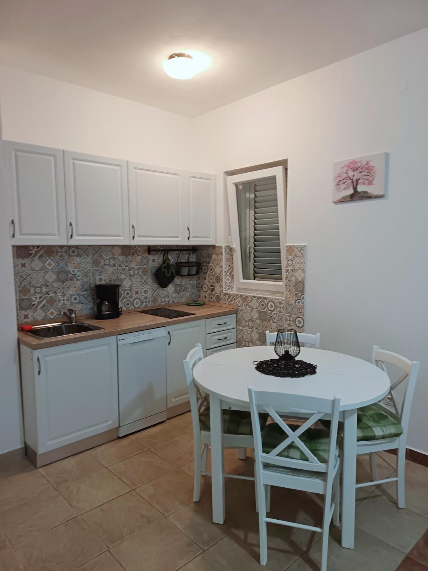 Lara - Apartment Near The Beach เวอร์บนิค ภายนอก รูปภาพ