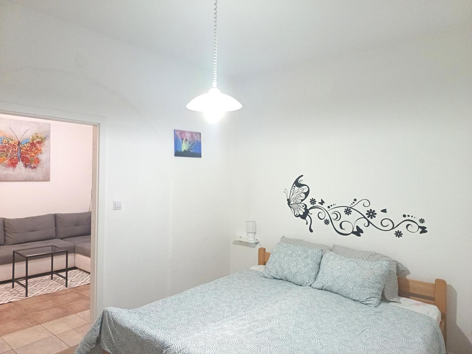 Lara - Apartment Near The Beach เวอร์บนิค ภายนอก รูปภาพ